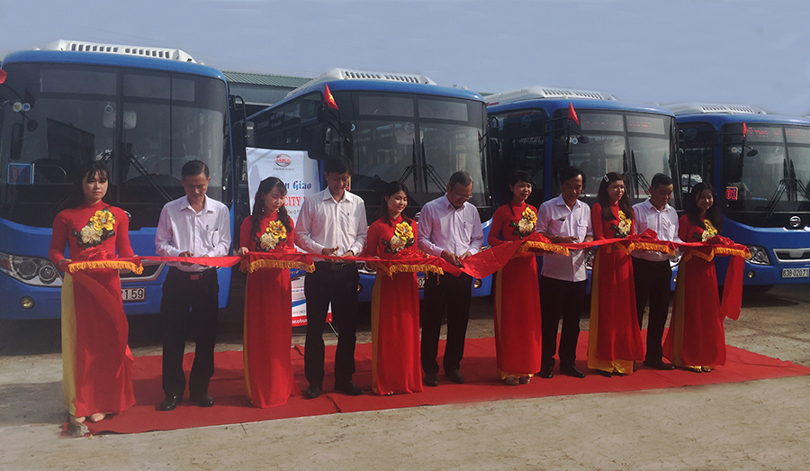 Khai trương tuyến xe buýt tại Tiền Giang